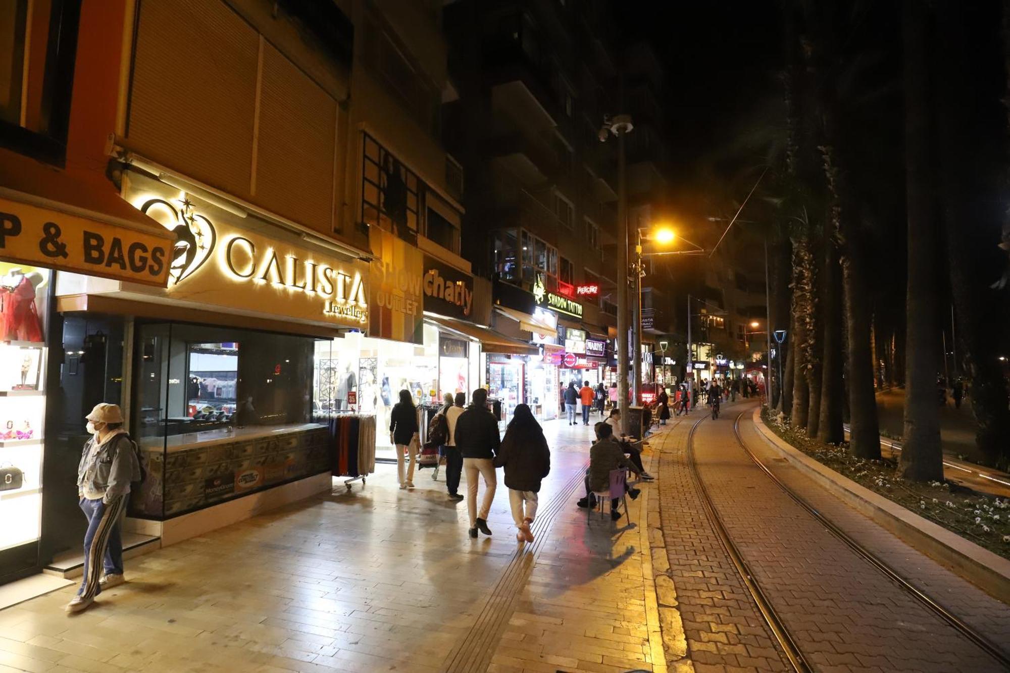 Gagarin Pub & Hotel Antalya Exterior foto